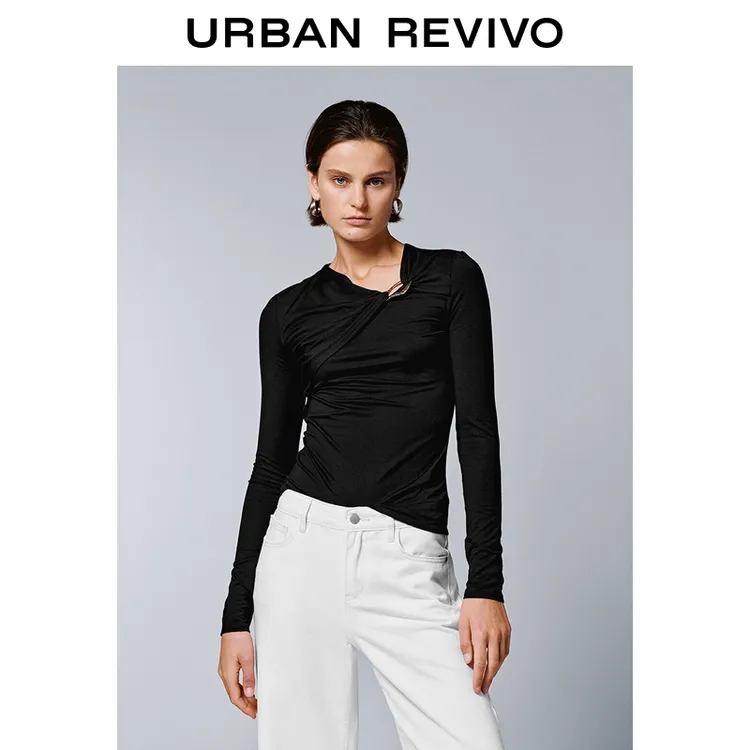 UR2026春季新款女装气质金属扣扭结斜肩领长袖T恤UWM450203