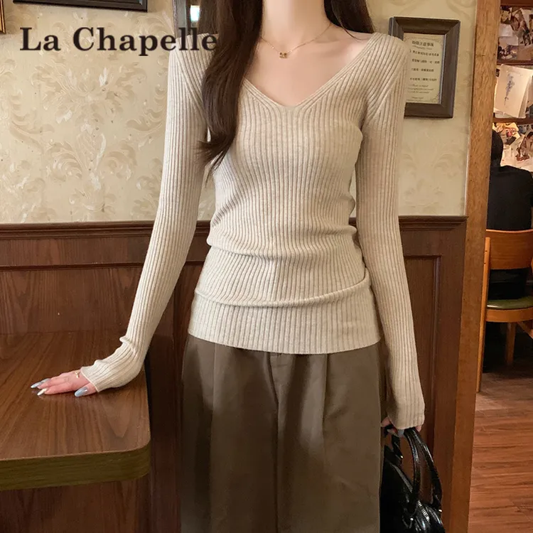 拉夏贝尔法式露锁骨v领针织打底衫长袖秋冬内搭修身毛衣低领上衣