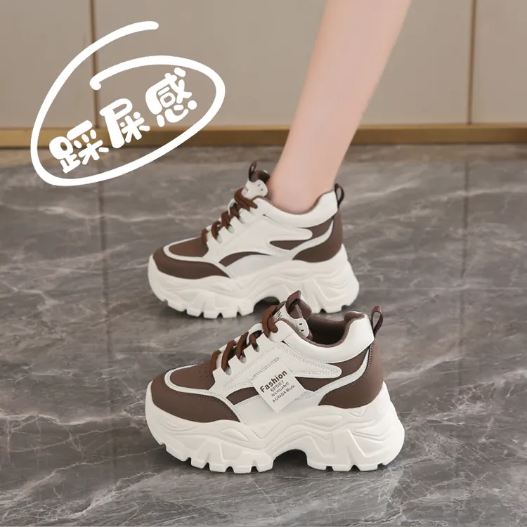 皮面老爹鞋女春秋内增高34码运动鞋2025新款小个子显高厚底休闲鞋