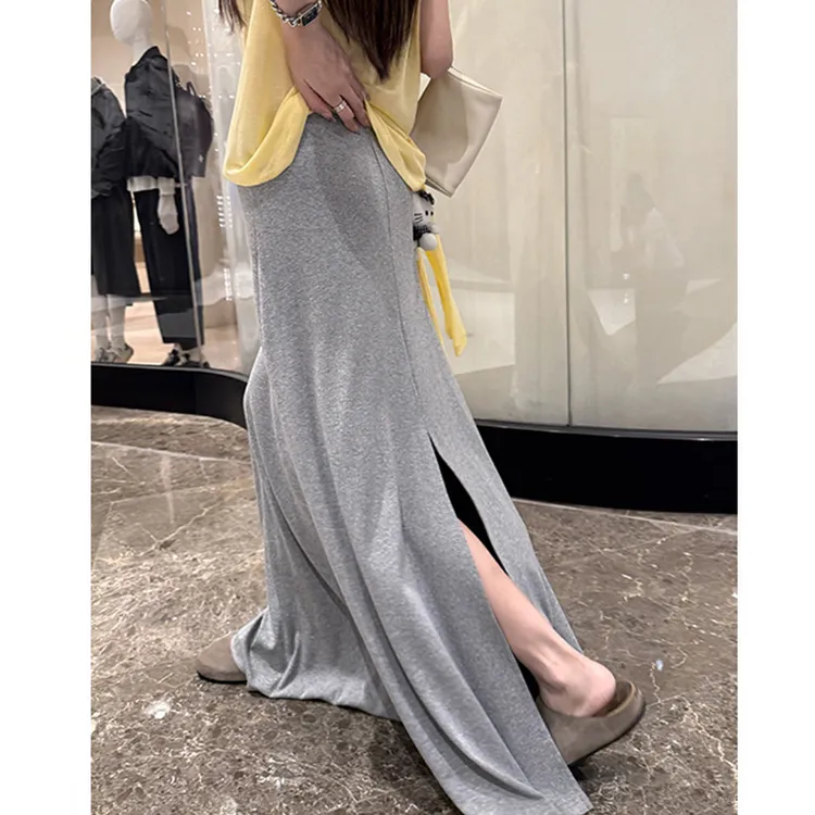 慵懒松弛感灰色半身裙女秋季新款高腰显瘦垂坠感后开叉a字长裙子