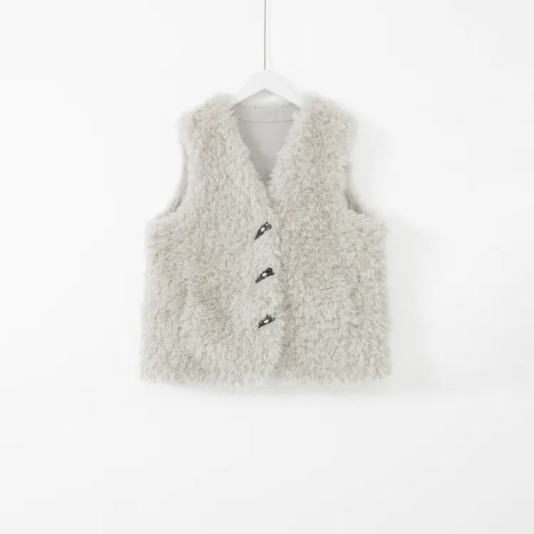 几里与麻 仿羊羔毛叠穿马甲 衣长61胸围106 2101647