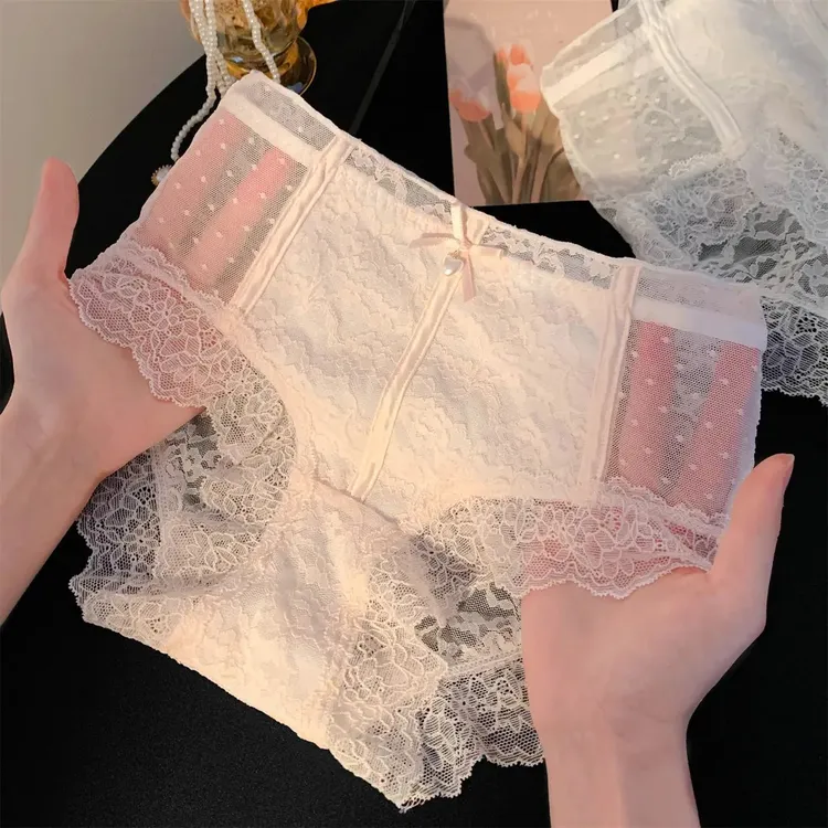 【买一送二】蕾丝中腰女内裤简约纯欲性感加宽舒适棉裆女运动短裤商品图