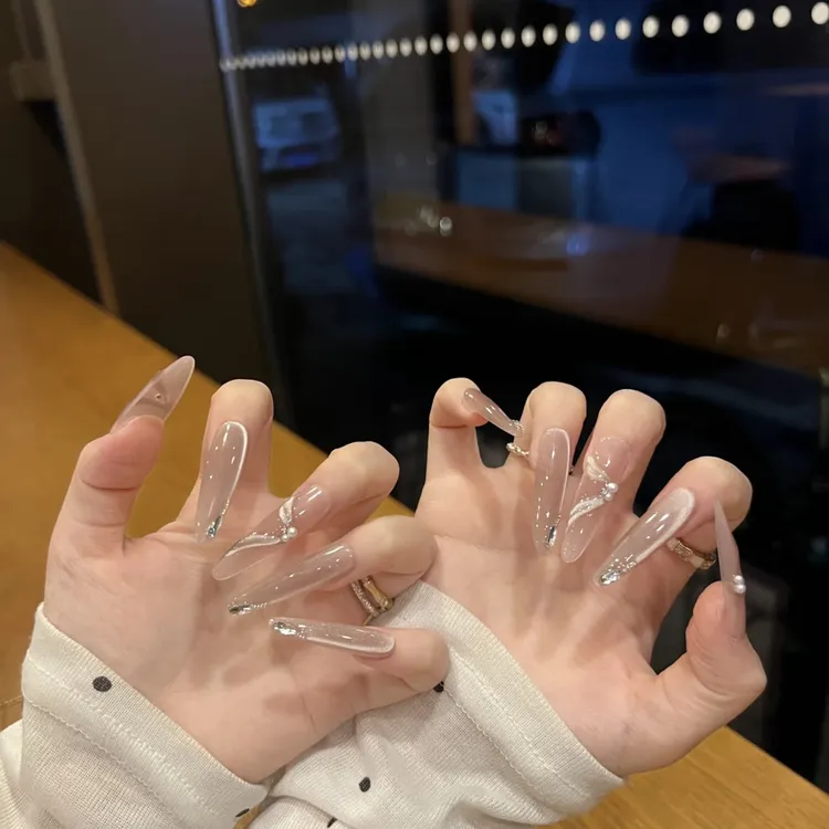夏季新款纯手工穿戴甲裸色显白温柔美甲侧光猫眼高级甲片穿戴美甲