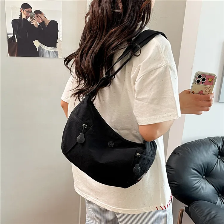 【米谷米谷】2025新款水洗大容量斜挎包女包包腋下包托特包饺子包