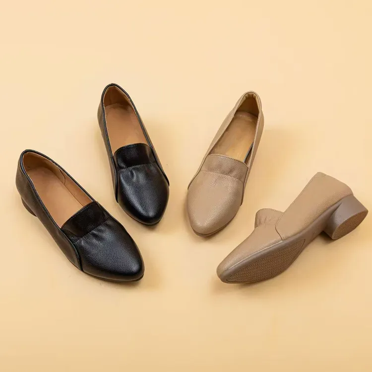 真软皮新款时尚百搭气质单鞋低跟浅口软底妈妈鞋女士软皮鞋子女