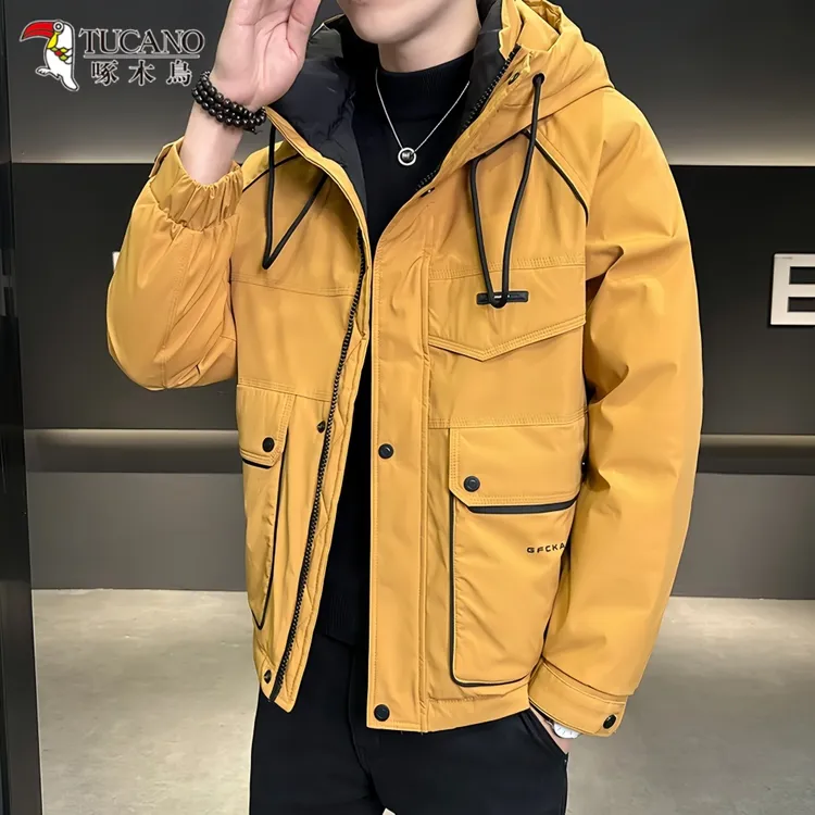 啄木鳥户外运动保暖羽绒服冬季新款加厚连帽男士短款潮牌工装外套