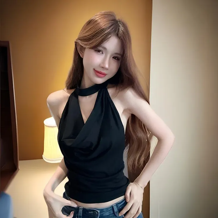 网红爆款高级感纯欲辣妹风挂脖荡领修身显瘦短款背心女内搭可外穿