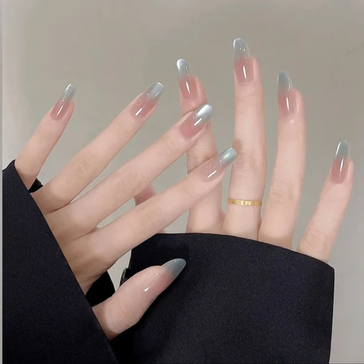 海盐蓝穿戴2025新款高级感秋冬手工新款短款猫眼美甲穿戴甲片显白