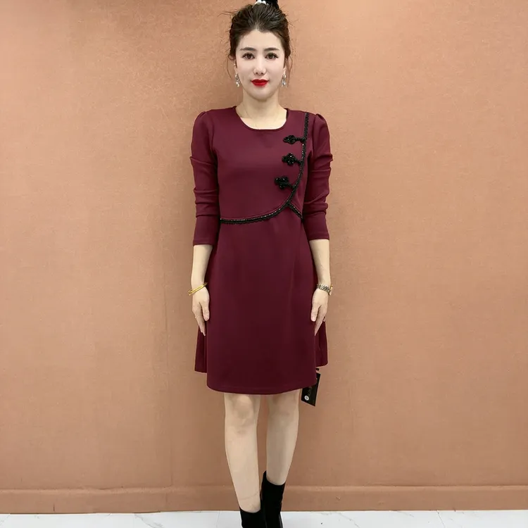 新款拼接收腰显瘦气质百搭秋冬长袖连衣裙