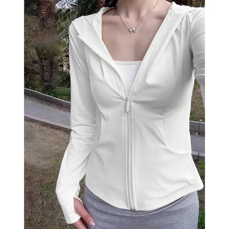 白色修身冰丝薄款防晒衣女款夏季爆款2025新款防紫外线外穿瑜伽服