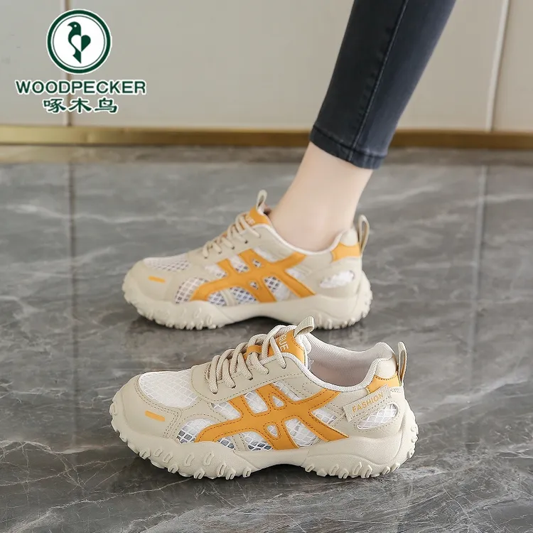 【正品】啄木鸟户外运动鞋女款夏季透气轻便网鞋薄款网面登山鞋防滑