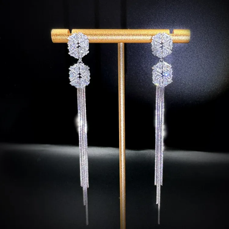 铜合金耳饰 小众设计感精致锆石长款耳环女气质流苏简约耳坠耳钉