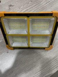 太阳能灯手提式户外灯