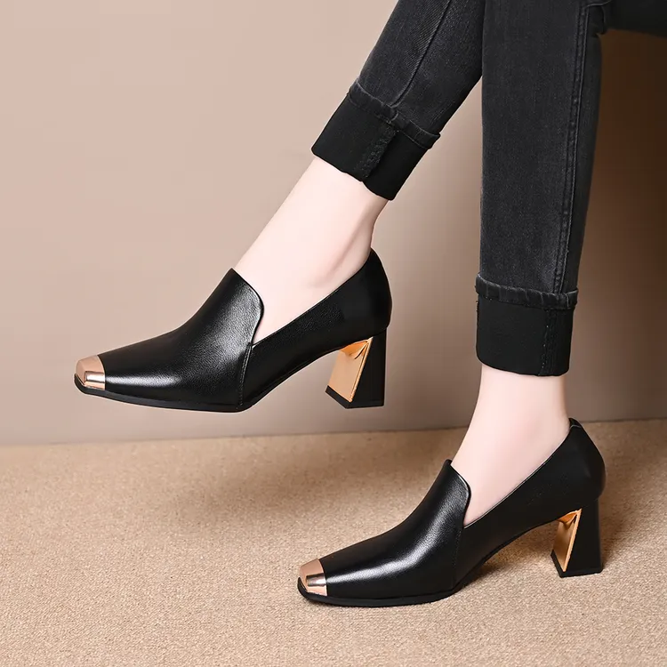 头层牛皮舒适防踢铁头深口单鞋女春秋新款一脚蹬粗跟通勤高跟皮鞋