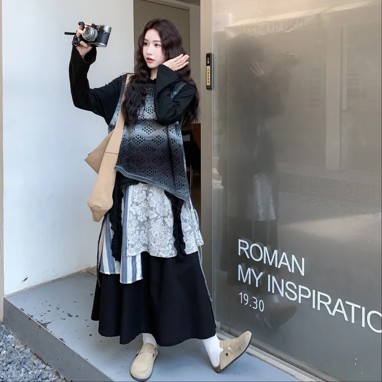 韩系早秋穿搭一整套女慵懒风扎染背心打底衫设计感半身裙三件套