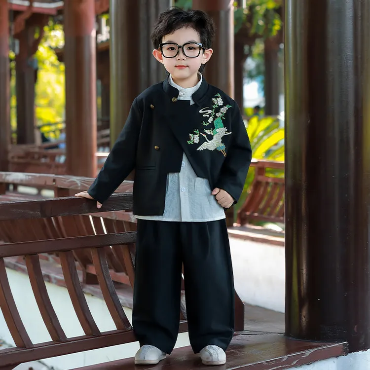 男童新中式套装2025秋季新款儿童飞鹤绣花唐装儿童西服外套国风