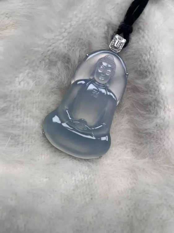 天然缅甸翡翠素衣观音 展示链接