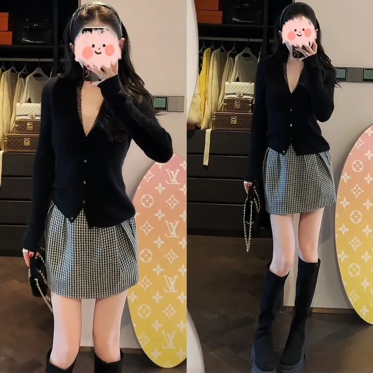 网红洋气炸街女装2025秋季V领长袖针织开衫显瘦花苞短裙气质套装