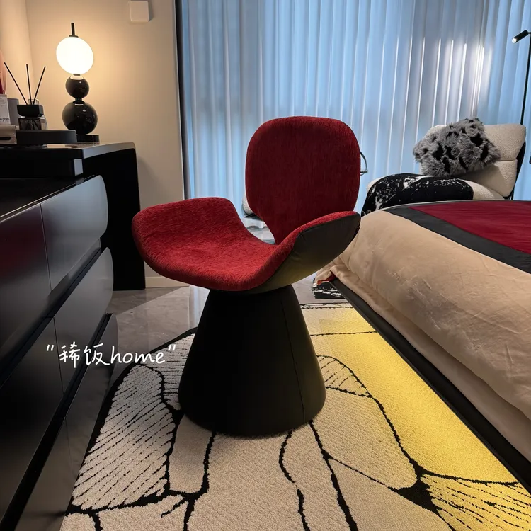 意式轻奢可旋转梳妆凳卧室化妆椅轻奢高级感餐桌椅家用椅子靠背椅