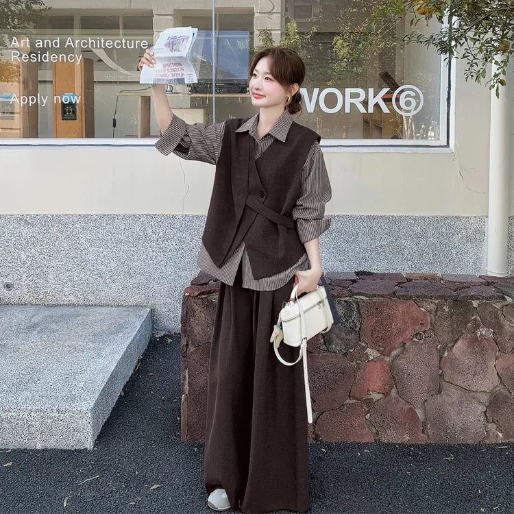 复古ins风咖色马甲衬衫阔腿裤2025春秋新款高级感气质韩系三件套