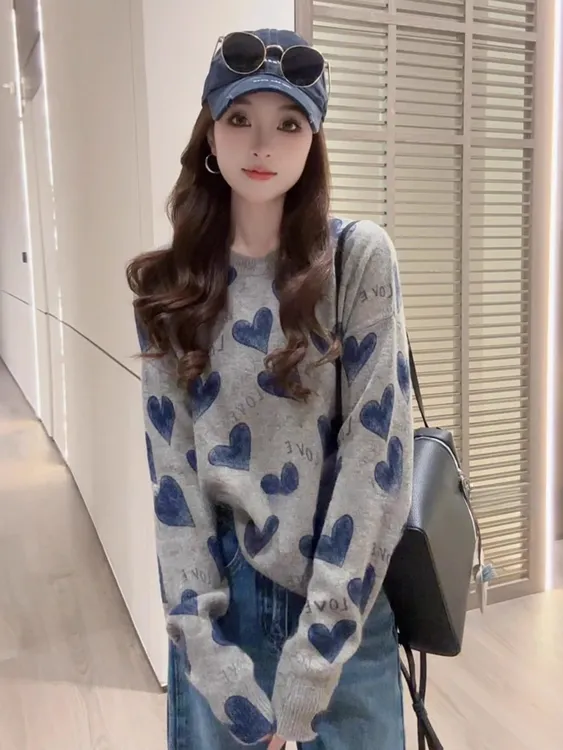 温柔风灰色爱心字母毛衣女新款秋季慵懒感奶fufu软糯套头针织上衣