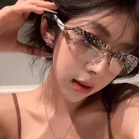 新款时尚潮流辣妹高级感大脸显瘦太阳镜千禧朋克无框镶钻墨镜