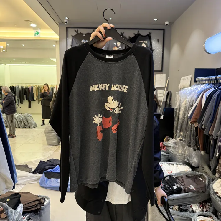 【毛毛家】韩国正品插肩袖磨毛卡通米奇T～No退换～