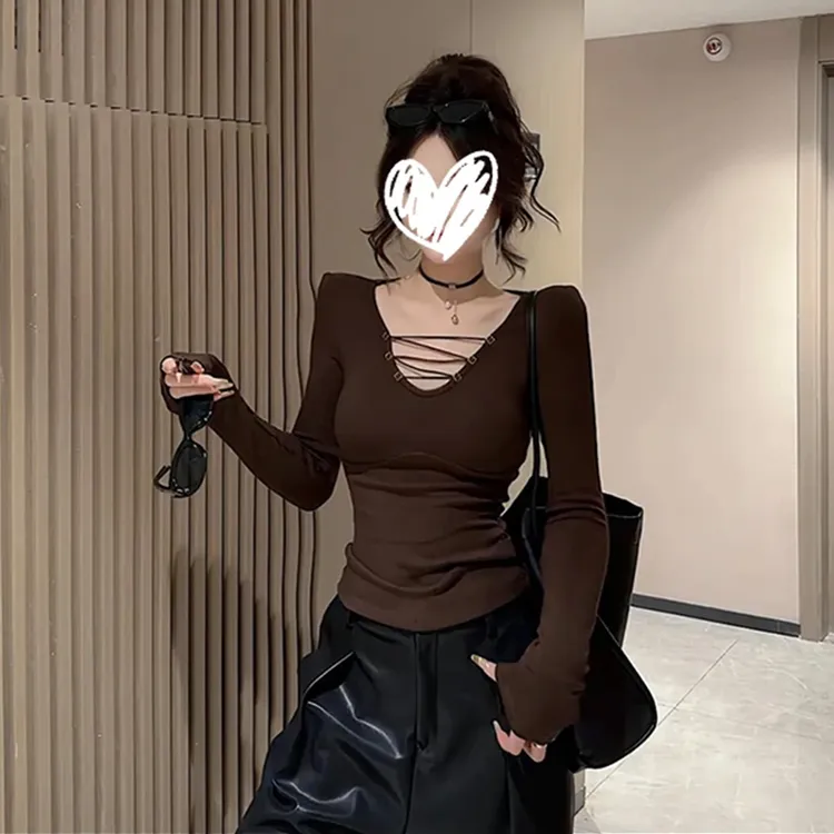 梦优莱美式性感交叉镂空V领长袖T恤女装秋季纯欲内搭修身显瘦上衣