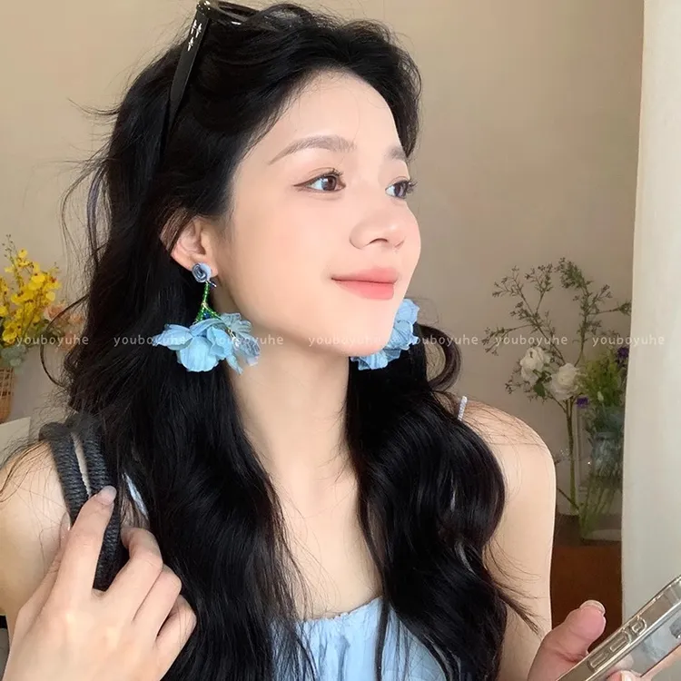 铜合金耳饰  度假风干枯玫瑰花朵耳环女2025新款耳钉夸张大气耳饰