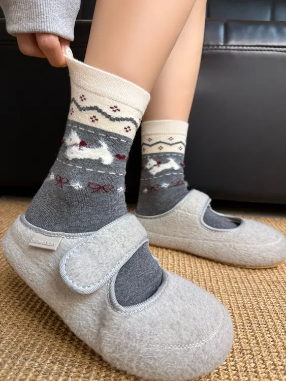 复古费尔岛羊毛袜子女秋冬季保暖加厚中筒袜可爱蝴蝶结无骨堆堆袜