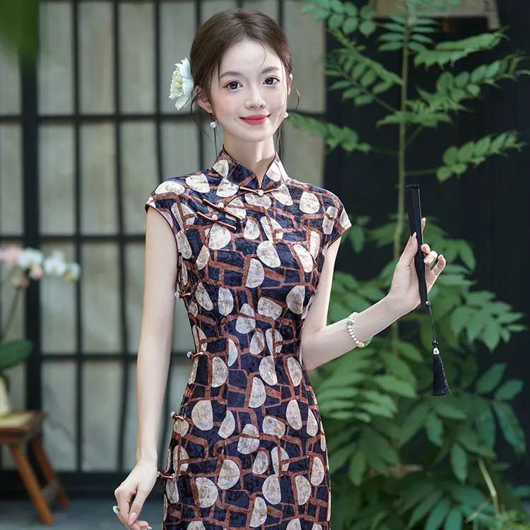 绝美新中式旗袍2025新款夏季日常可穿妈妈上海国风改良连衣裙无袖