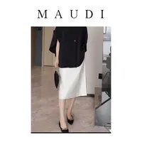 MAUDI【白色韵致 半裙】优雅知性后开叉小a版型白色亮面半裙6736