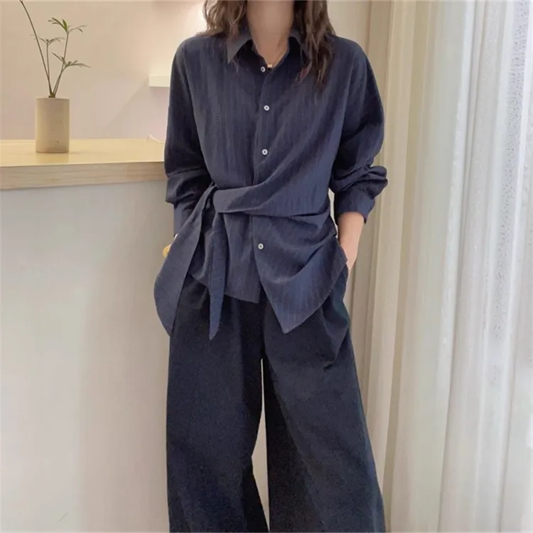 大码polo领设计感条纹衬衫女秋季新款韩版遮肉显瘦上衣高级感衬衣