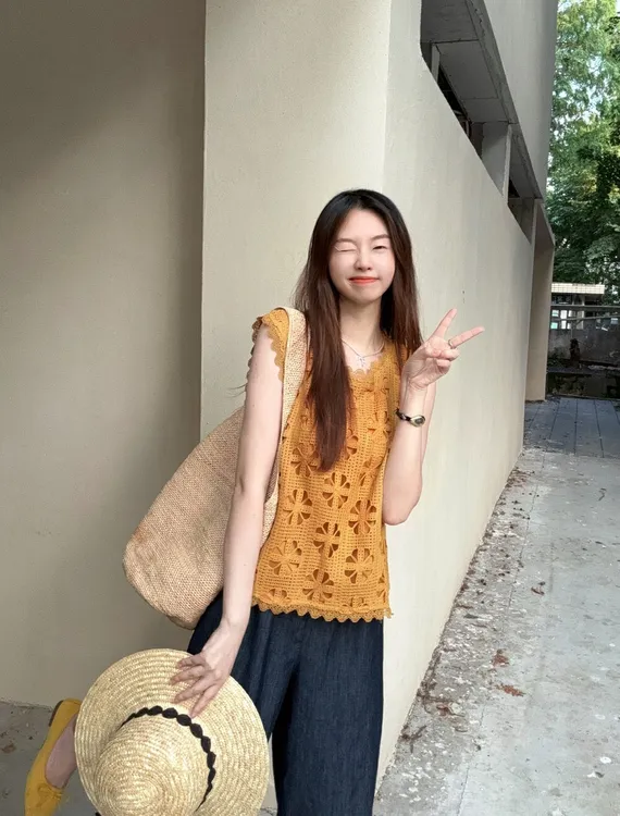 休闲时尚套装女夏季显瘦复古绿色镂空无袖上衣高腰显瘦阔腿长裤子