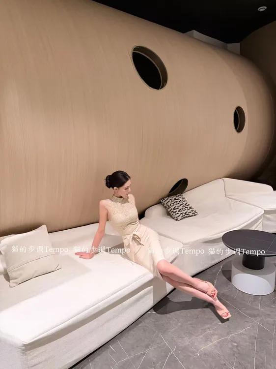 猫咪【淡极生艳】气质韩版女士蕾丝收腰气质绷带裙优雅显瘦连衣裙