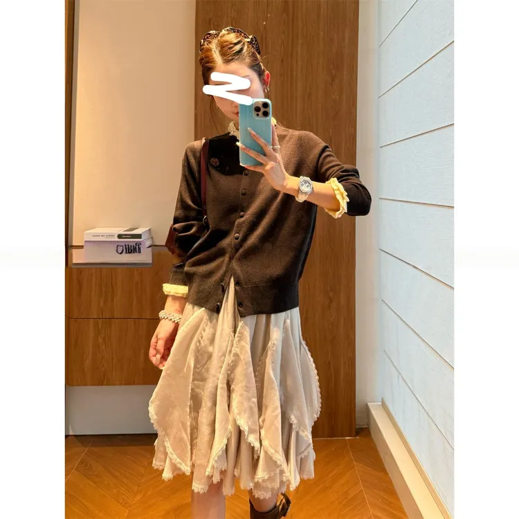 【现货】秋野花集绵羊毛秋季立体小花拼接木耳边长袖针织开衫S11116