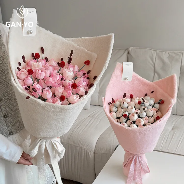 港与 秋冬毛绒绒布料鲜花花束包装纸花艺花店包花布手工diy资材