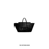  The pattern room | 致敬经典量感时髦羊皮笑脸手提包