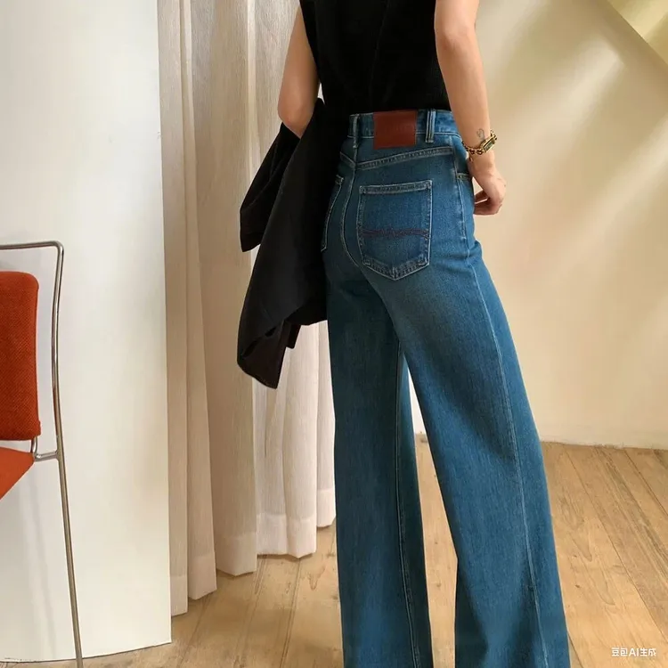 显瘦蓝色不贴腿直筒喇叭裤女2025秋款梨形四面弹百搭宽松牛仔裤