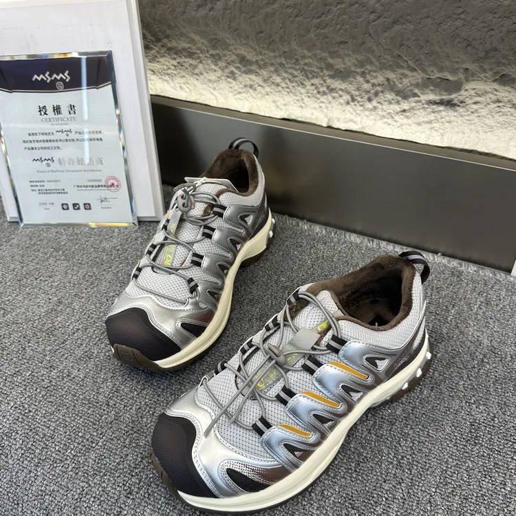 玛莎玛索622-762女款加绒时尚拼接休闲鞋百搭舒适