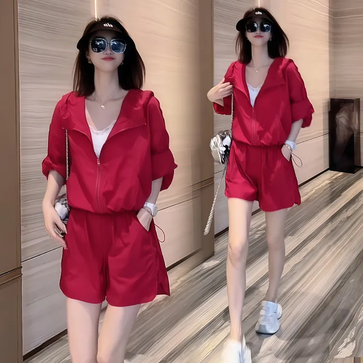 时尚运动服套装女2026年夏季新款小个子防晒连帽外套短裤两件套潮