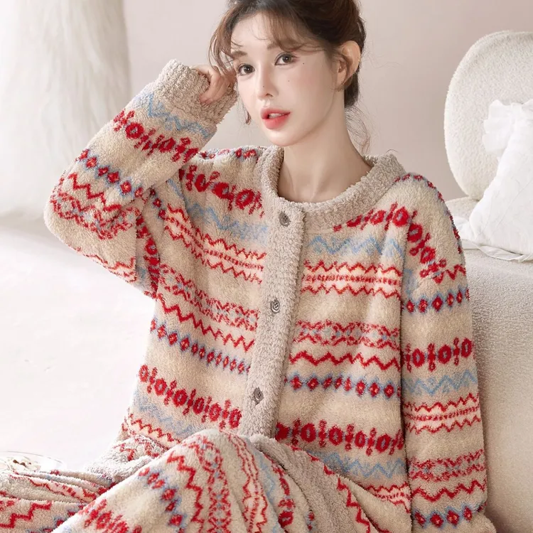 时尚宽松加厚秋冬复古洋气女装长袖百搭女士慵懒圣诞礼物送女朋友