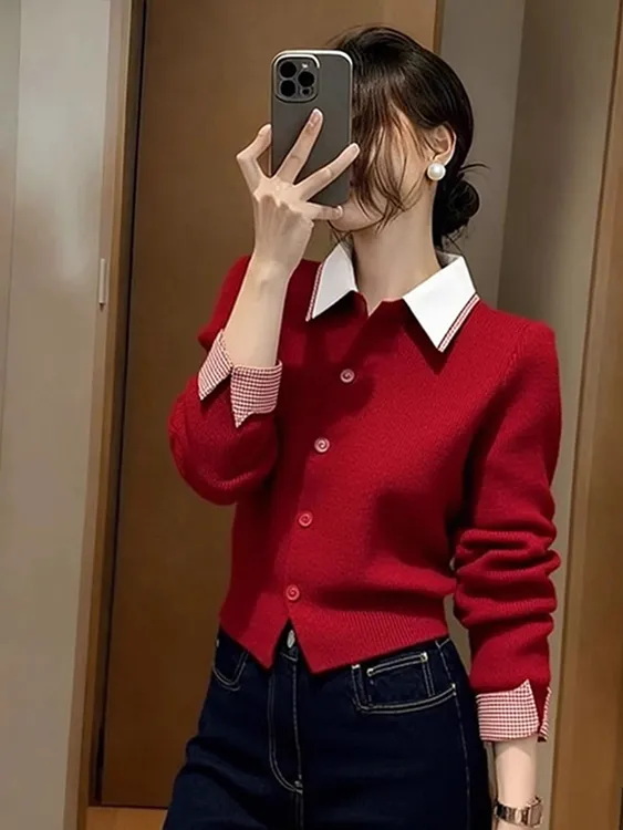 红色Polo领短款针织上衣女早秋2025新款爆款减龄百搭长袖毛衣开衫