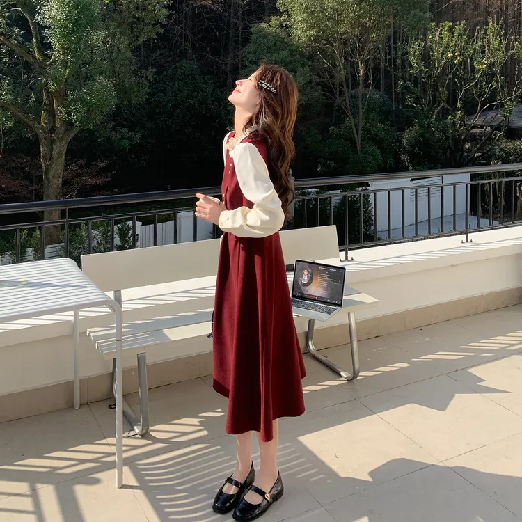 早秋氛围感浪漫约会红色连衣裙女2025新款假两件衬衫拼接收腰裙子