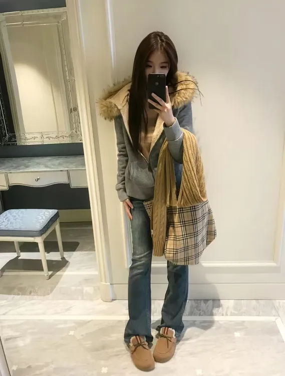 尹千金J【英格兰日记】美式毛领灰色连帽拉链秋冬穿搭修身女W257297