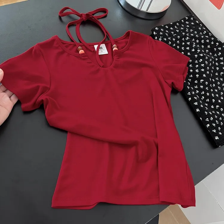 红色挂脖短袖T恤女2025夏季新款爆款修身显瘦百搭辣妹露肩上衣