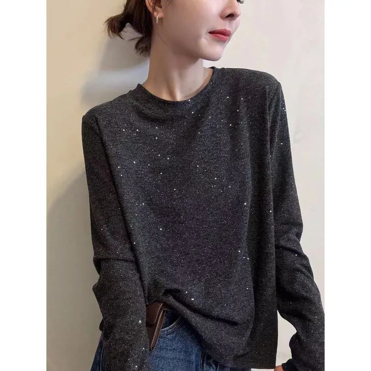 灰色长袖T恤女巨好看的早秋上衣2025秋季新款衣服圆领内搭打底衫