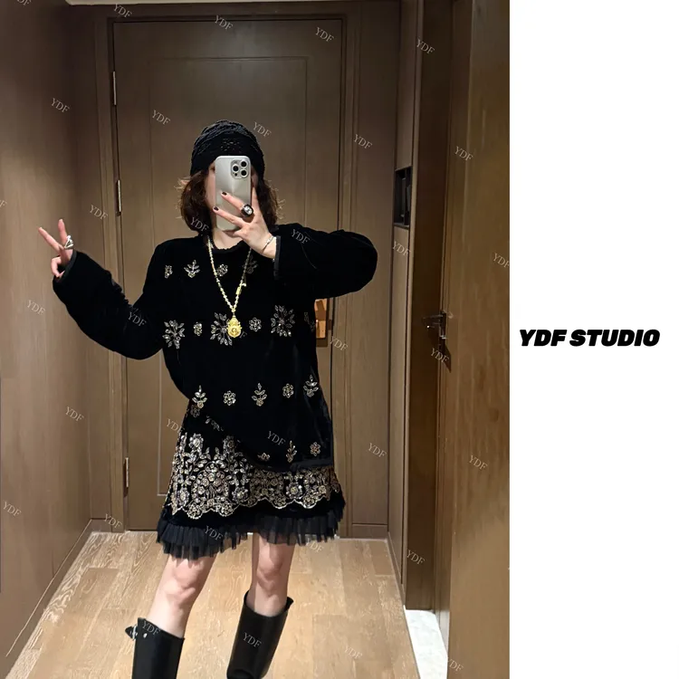 YDFSTUDIO小众【璀璨华丽】重工高品早秋钉珠设计上衣+半身裙套装
