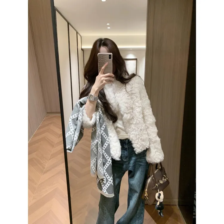 冬季一整套穿搭高级感洋气百搭小香风短款外套高腰休闲阔腿裤套装