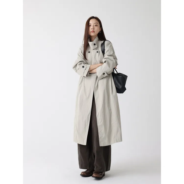 低卡LOWCALORIE‘挪瓦大道’肌理感面料防风领设计长款立领风衣